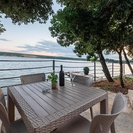 Lovely In Casa de Férias *