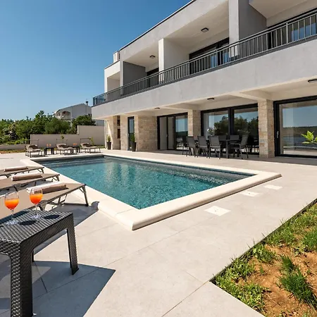 Lovely In Casa de Férias *